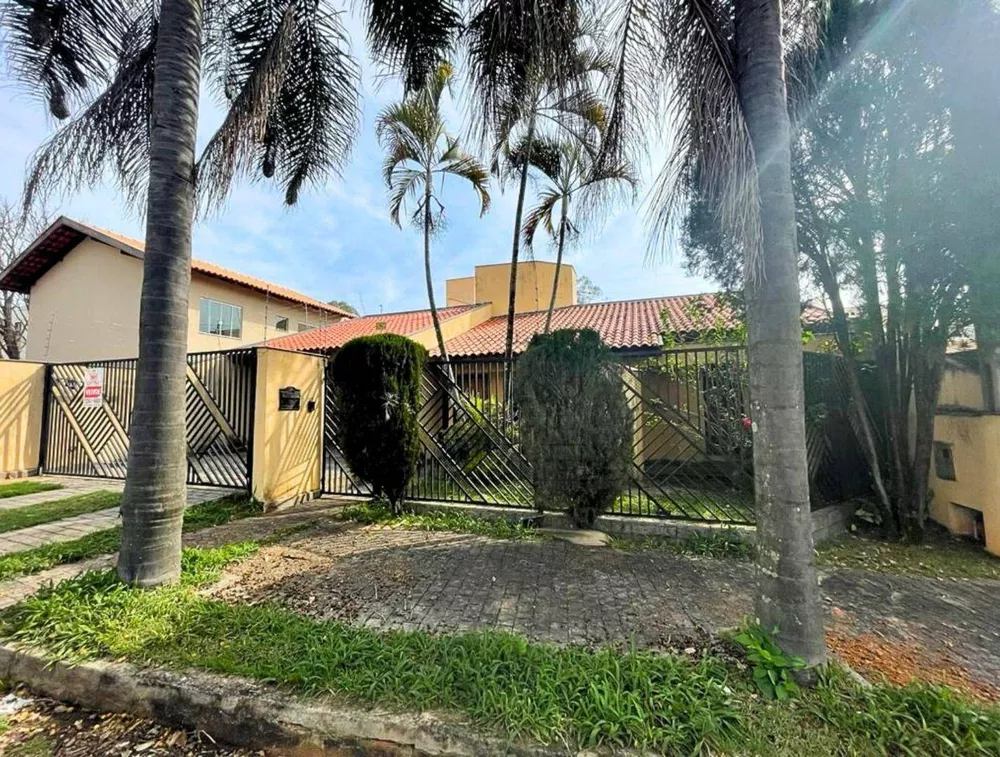 Casa, 4 quartos, 266 m² - Foto 2
