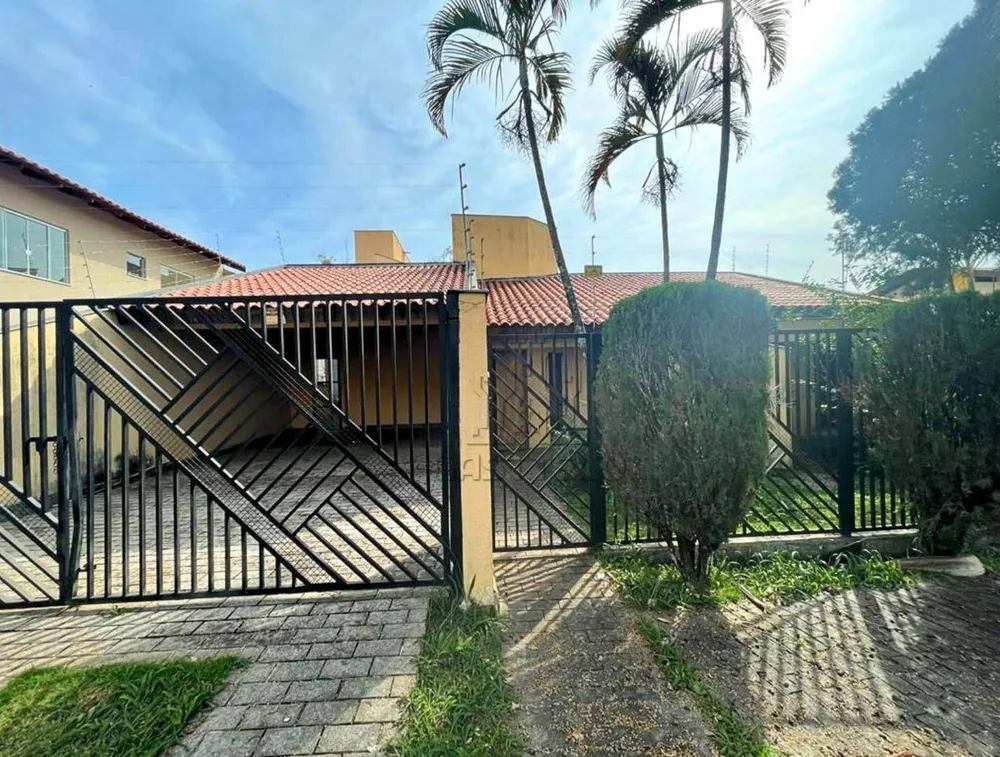 Casa, 4 quartos, 266 m² - Foto 8