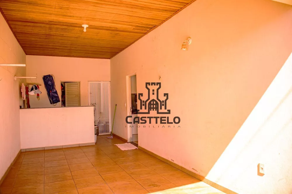 Casa à venda com 3 quartos, 180m² - Foto 4