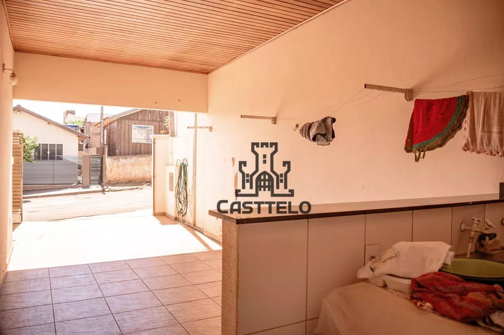 Casa à venda com 3 quartos, 180m² - Foto 3