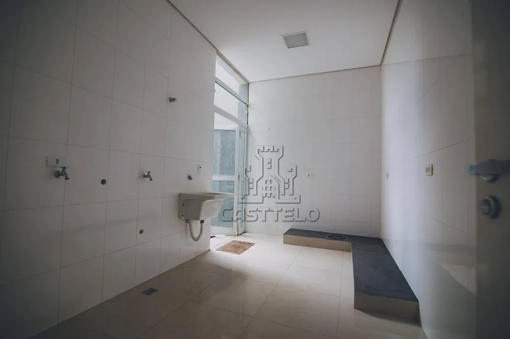 Sobrado, 4 quartos, 450 m² - Foto 2