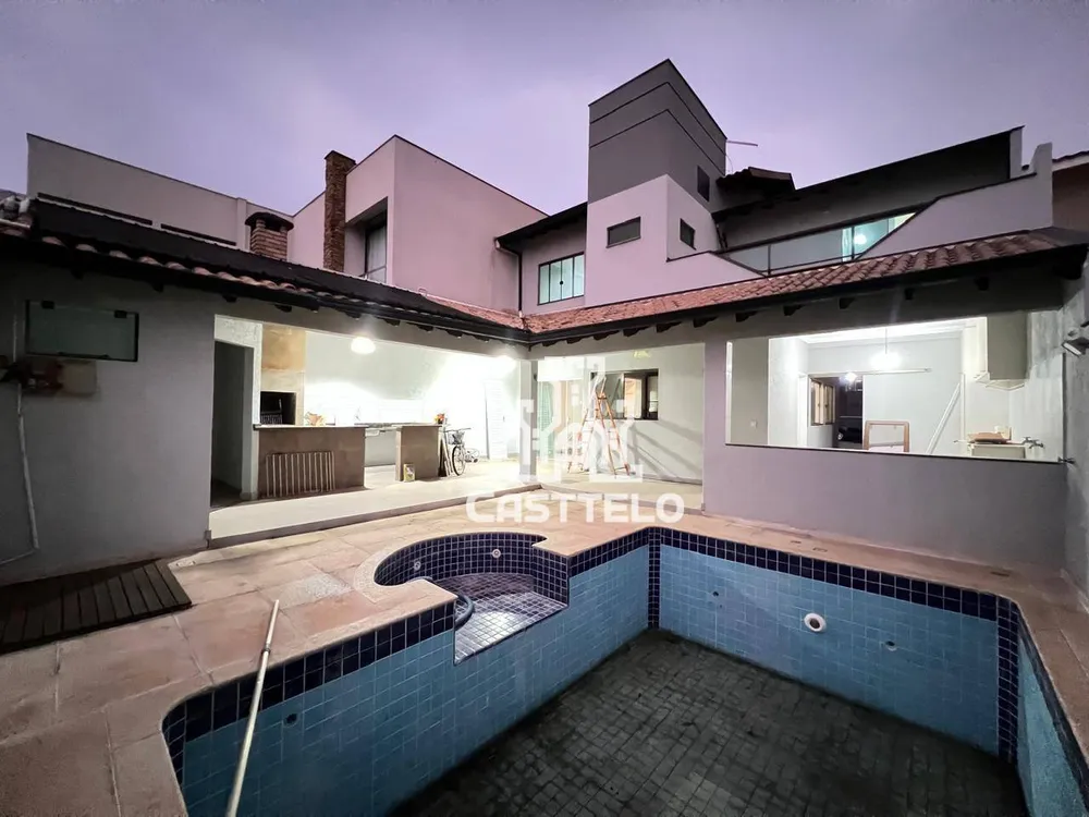 Casa, 3 quartos, 220 m² - Foto 9