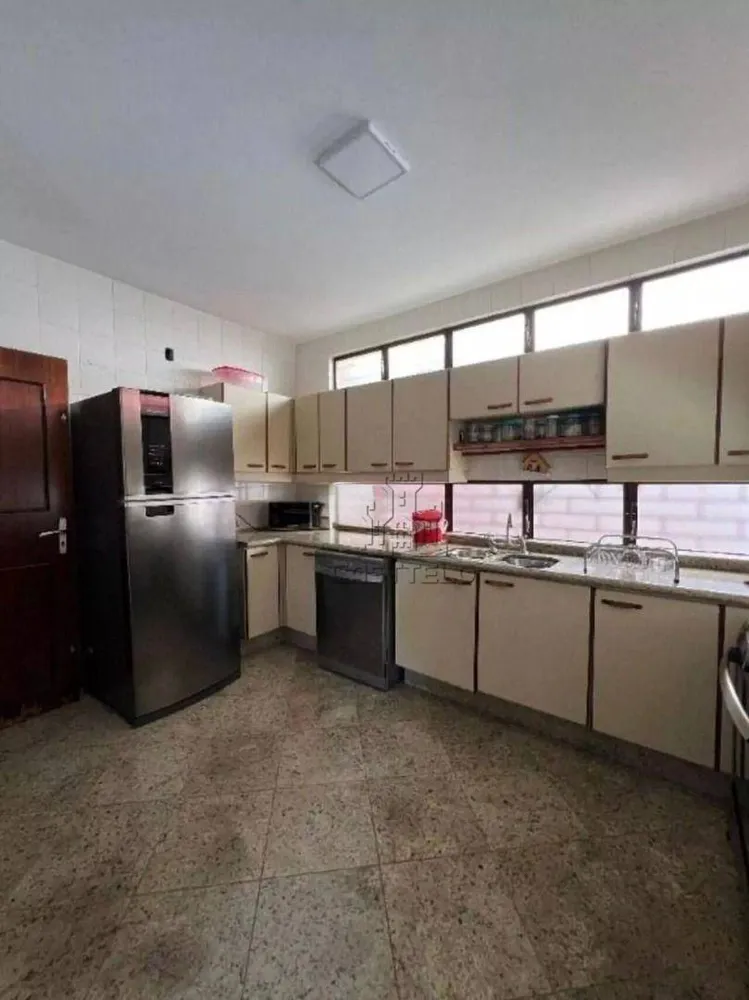 Casa, 4 quartos, 309 m² - Foto 2