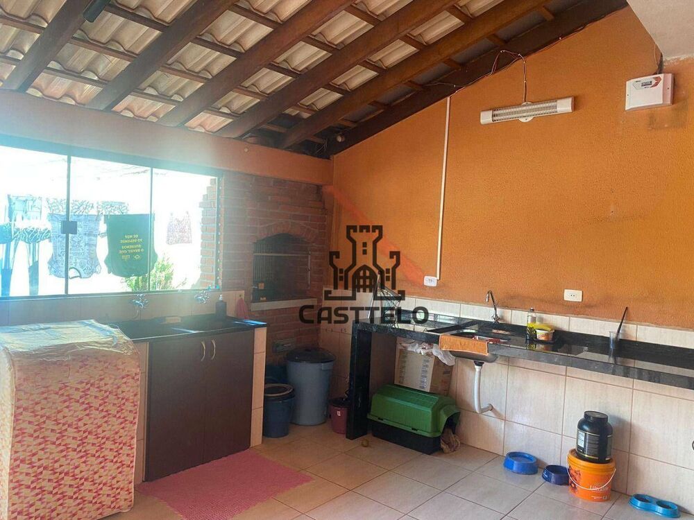 Casa, 3 quartos, 286 m² - Foto 4