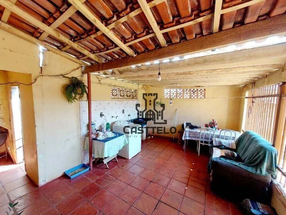 Sobrado, 4 quartos, 311 m² - Foto 1