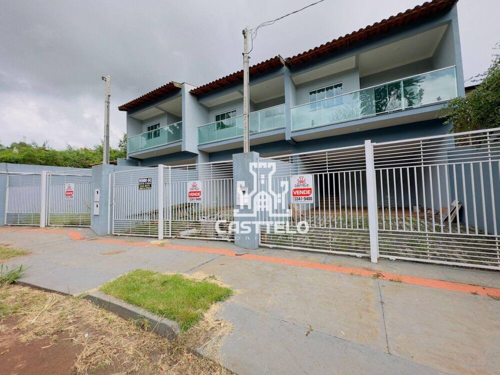 Sobrado à venda com 3 quartos, 115m² - Foto 1