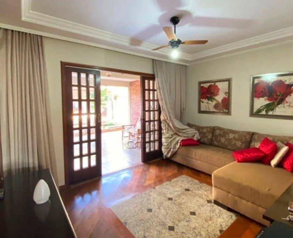 Sobrado, 4 quartos, 340 m² - Foto 2