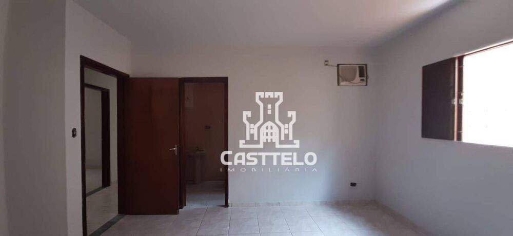 Casa, 3 quartos, 200 m² - Foto 4