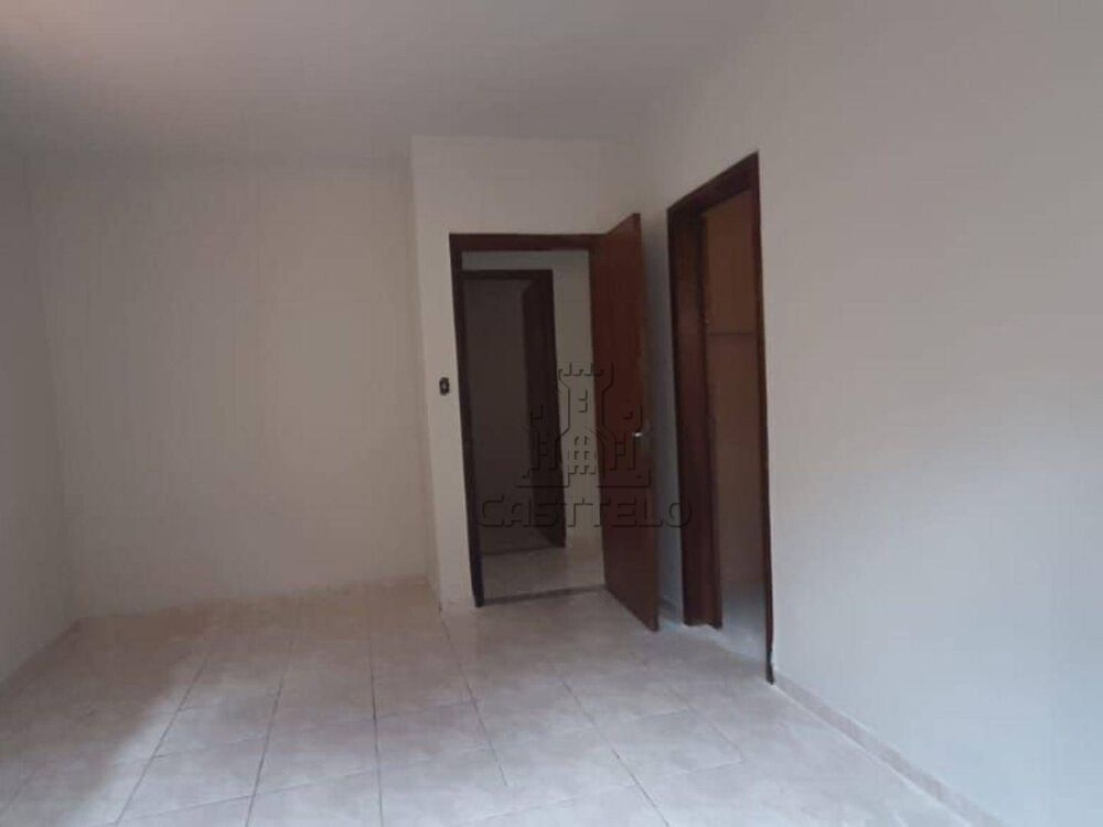 Casa, 3 quartos, 200 m² - Foto 1