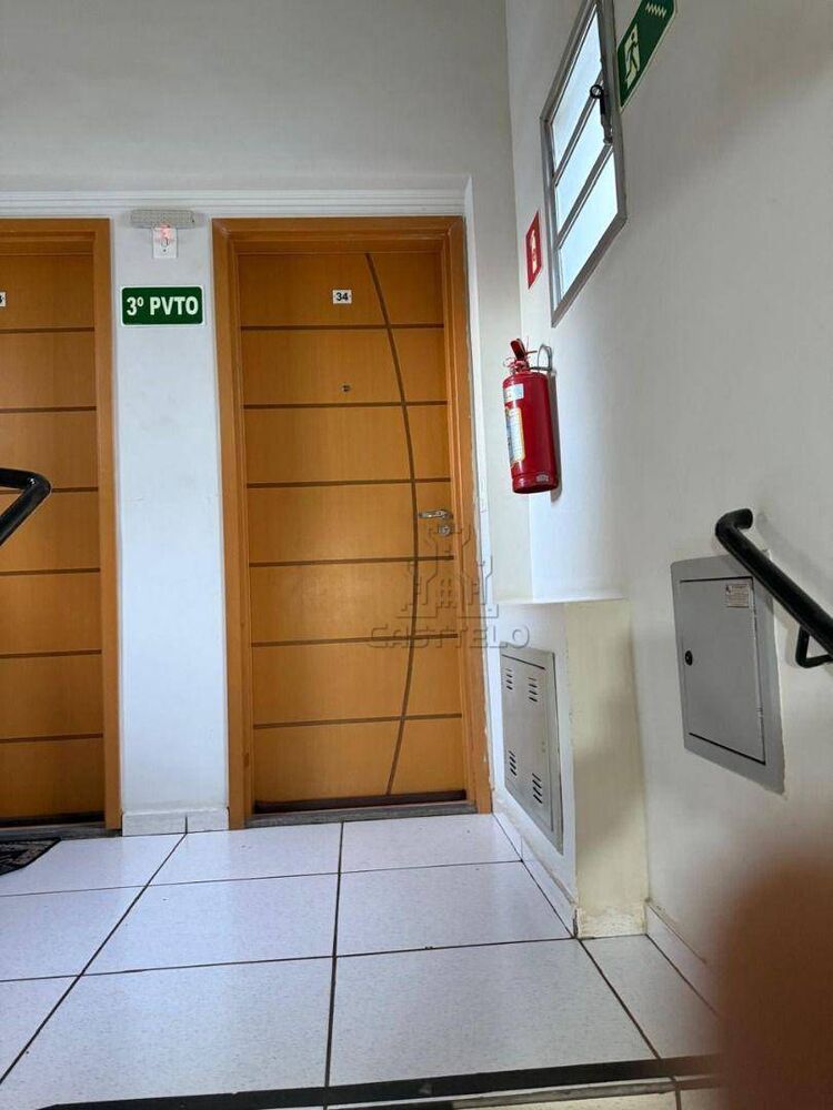 Apartamento à venda com 2 quartos, 48m² - Foto 2