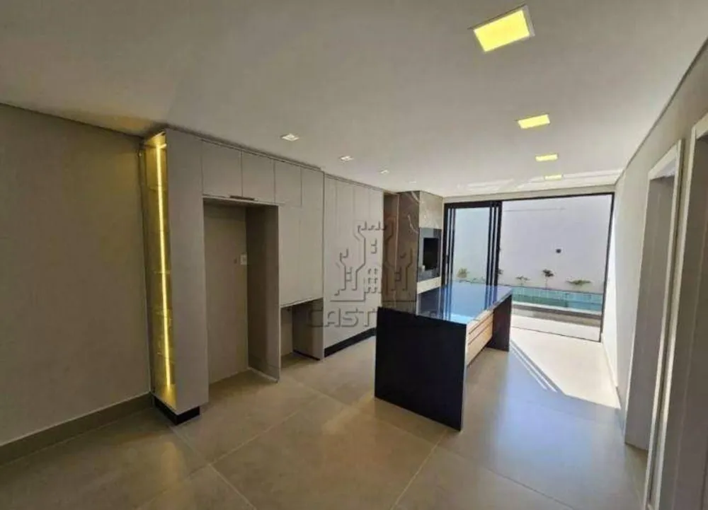 Sobrado, 4 quartos, 208 m² - Foto 2