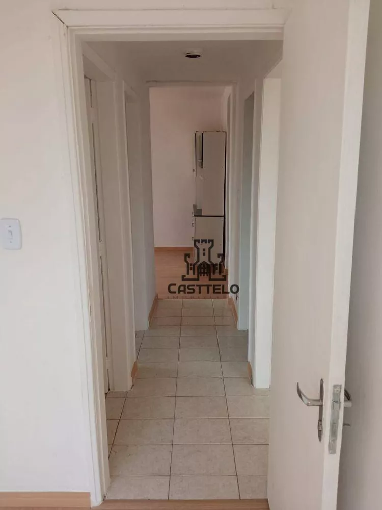 Apartamento à venda com 3 quartos, 63m² - Foto 2