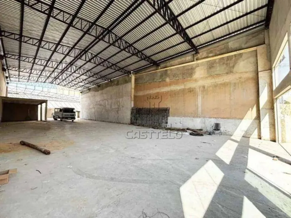 Depósito-Galpão, 700 m² - Foto 2