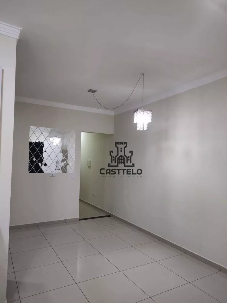 Casa à venda com 2 quartos, 75m² - Foto 4