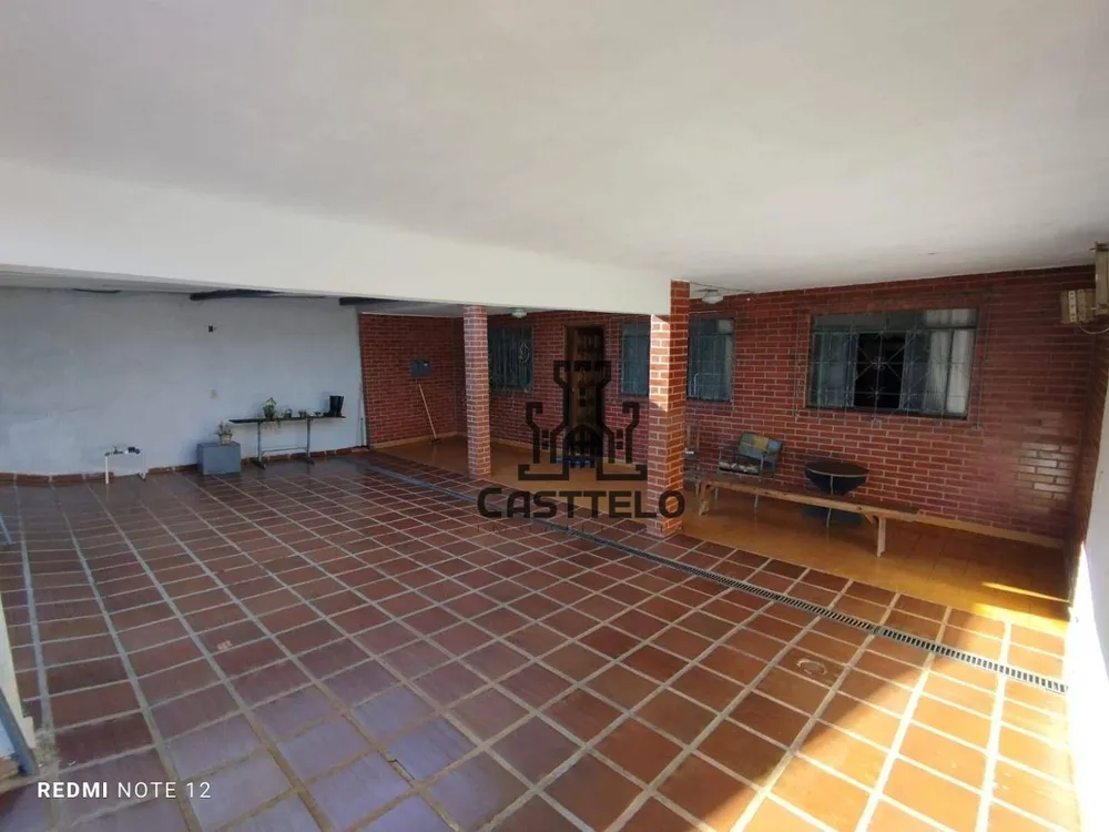 Casa, 4 quartos, 240 m² - Foto 7