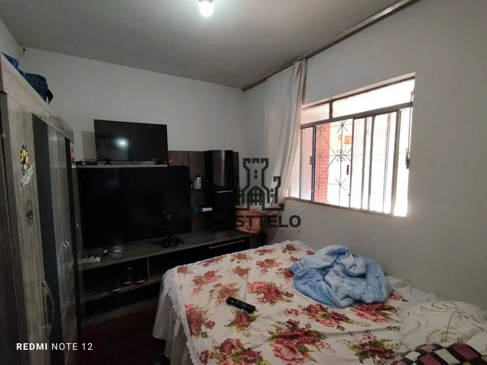 Casa, 4 quartos, 240 m² - Foto 1