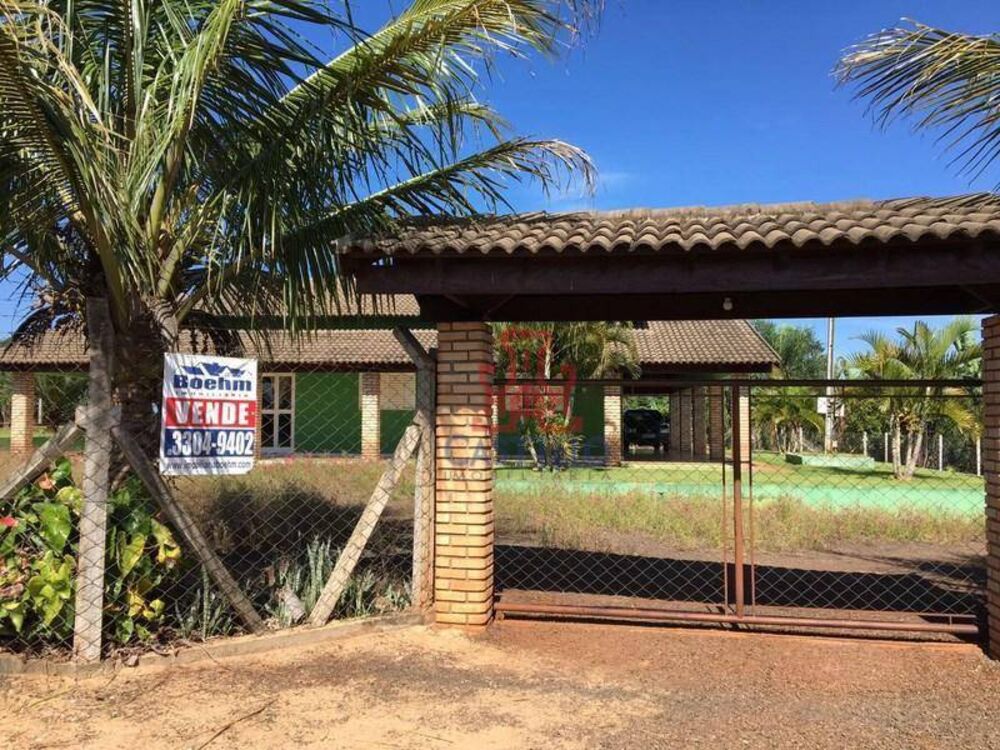 Sítio à venda com 3 quartos, 24200M2 - Foto 1