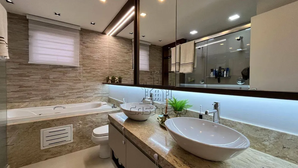 Apartamento, 3 quartos, 137 m² - Foto 2