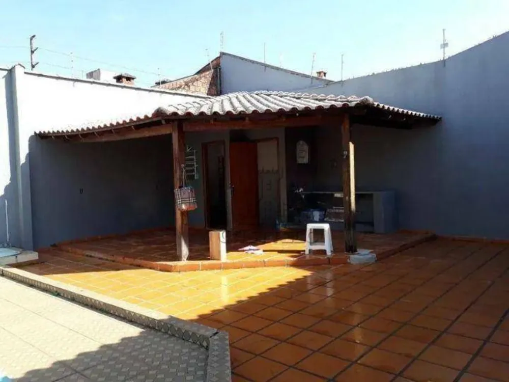 Casa, 3 quartos, 190 m² - Foto 2