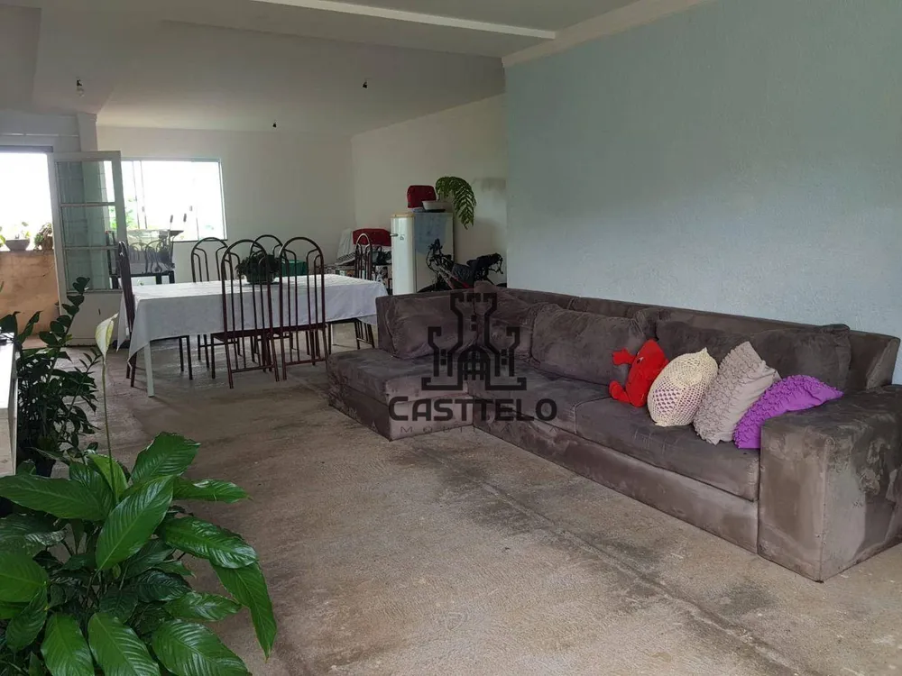 Casa, 3 quartos, 242 m² - Foto 3