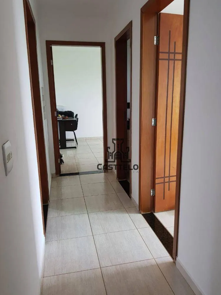 Casa, 3 quartos, 242 m² - Foto 5