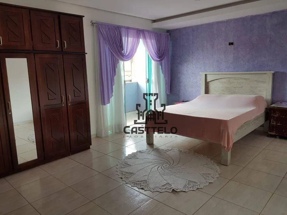 Casa, 3 quartos, 242 m² - Foto 6