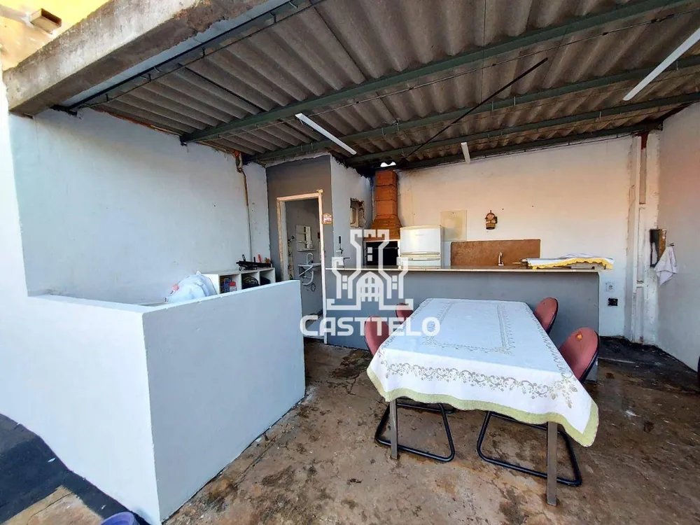 Casa, 3 quartos, 108 m² - Foto 2