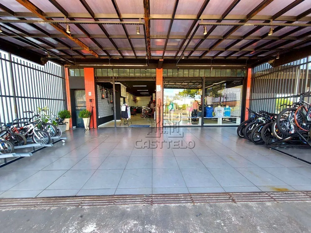 Sobrado, 4 quartos, 400 m² - Foto 1