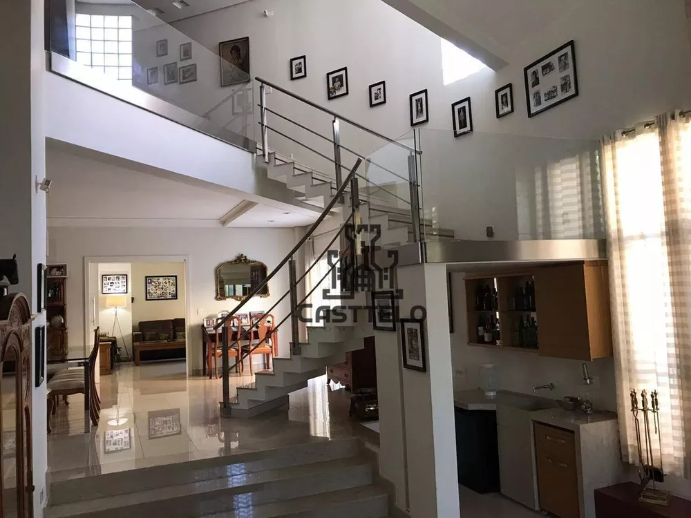 Casa à venda com 5 quartos, 499m² - Foto 1