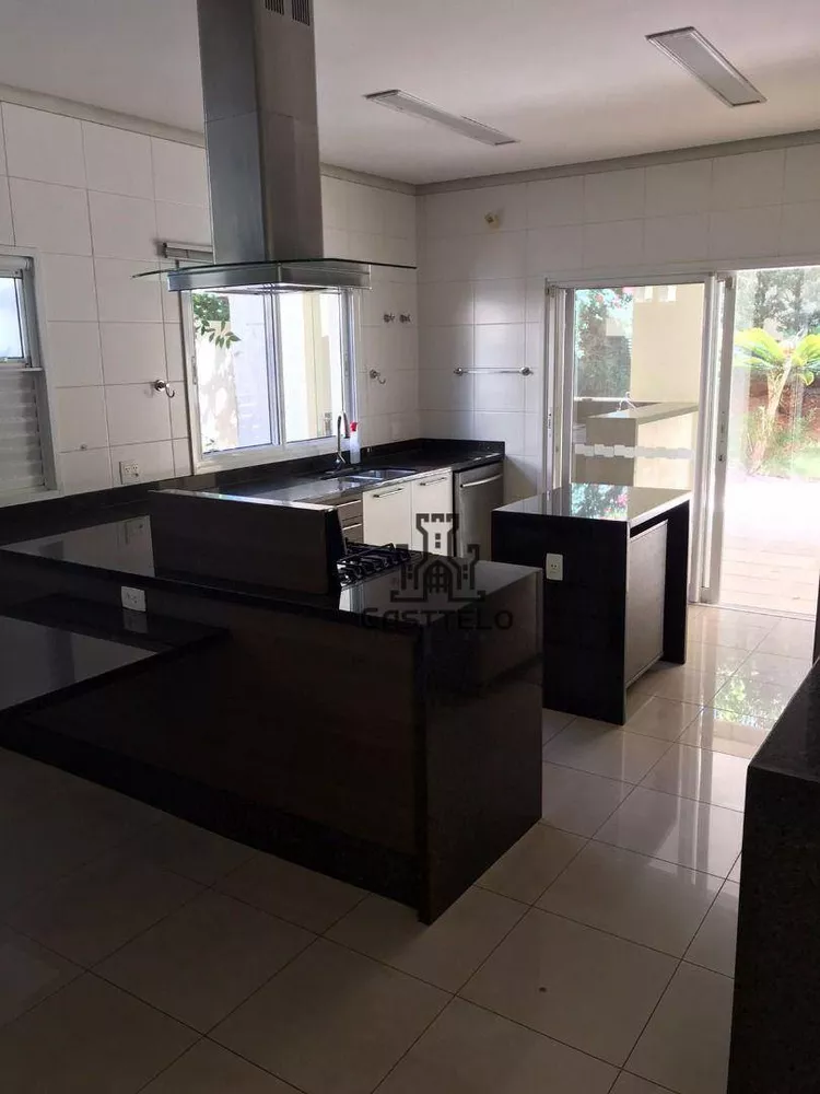 Casa à venda com 5 quartos, 499m² - Foto 2