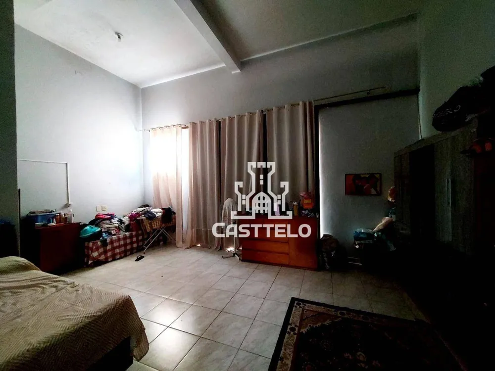 Casa, 5 quartos, 243 m² - Foto 3