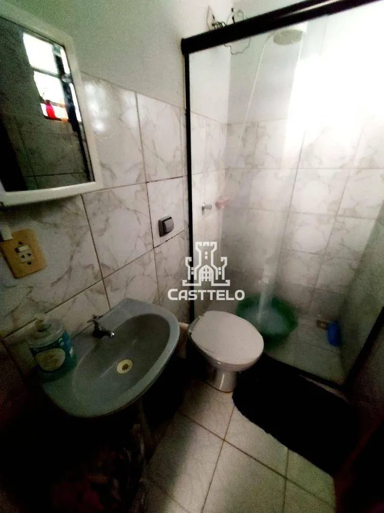Casa, 5 quartos, 243 m² - Foto 2