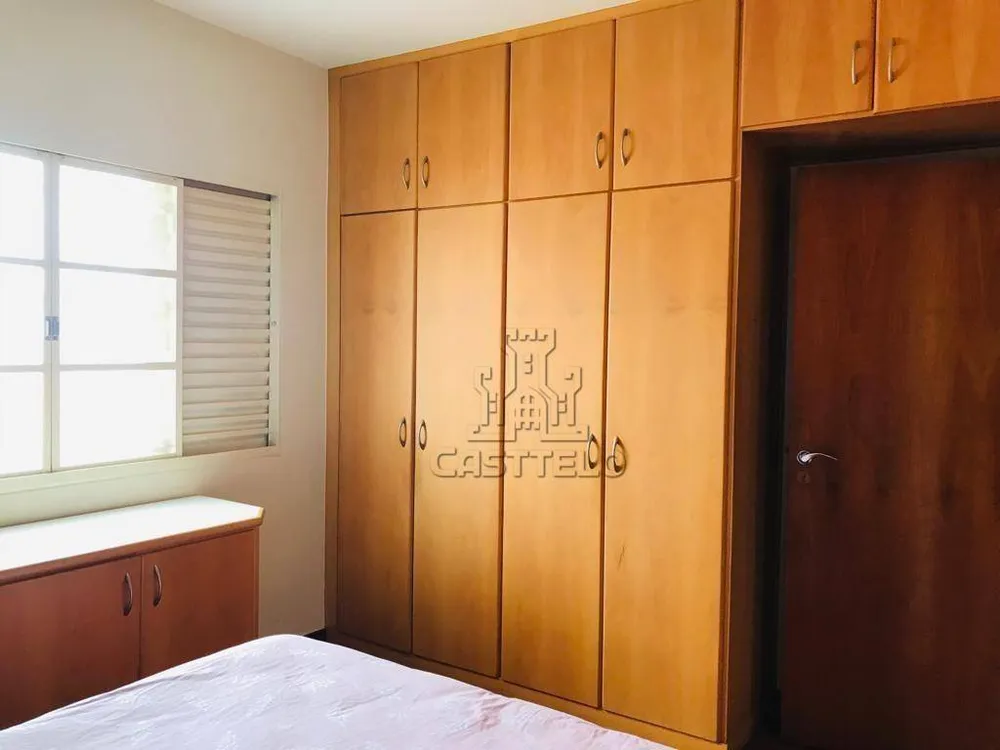 Casa, 3 quartos, 193 m² - Foto 2