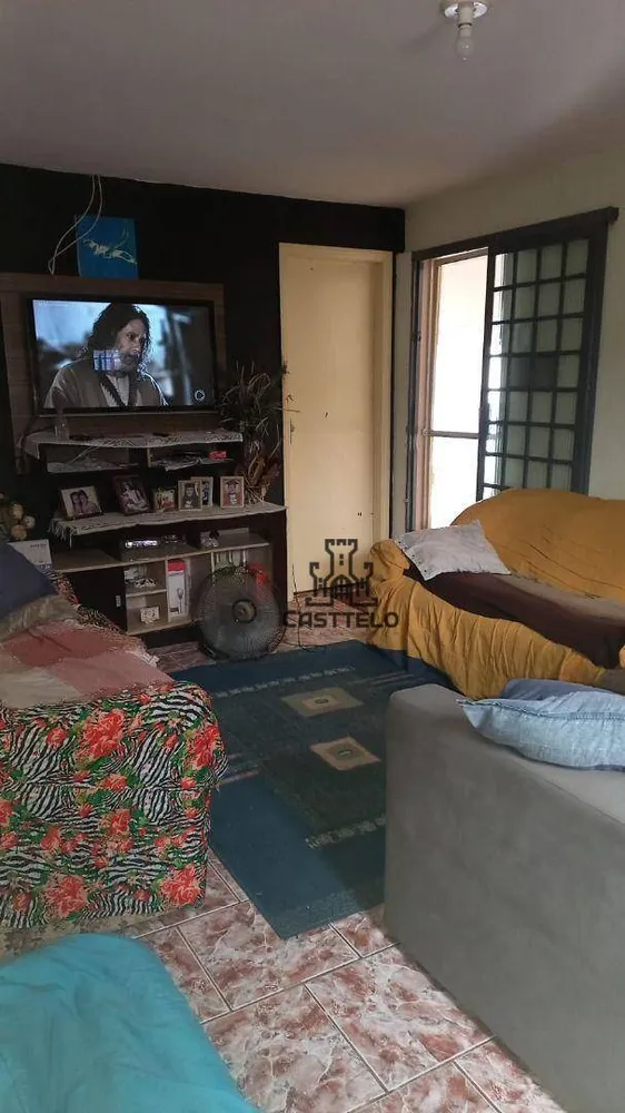 Casa, 6 quartos, 80 m² - Foto 3