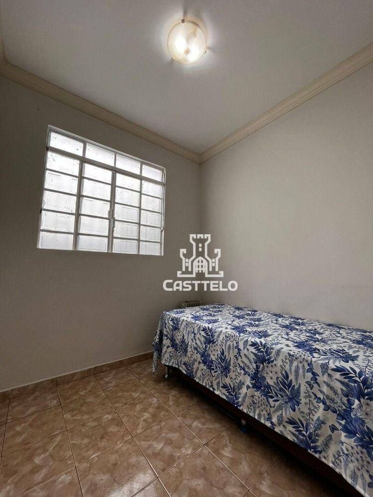 Casa à venda com 3 quartos, 225m² - Foto 13