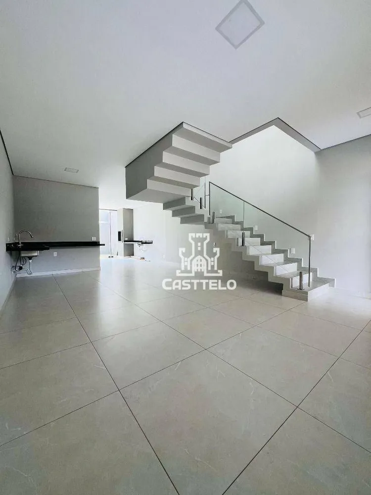 Sobrado, 3 quartos, 140 m² - Foto 2