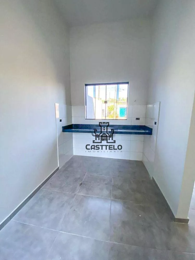 Casa à venda com 3 quartos, 76m² - Foto 4