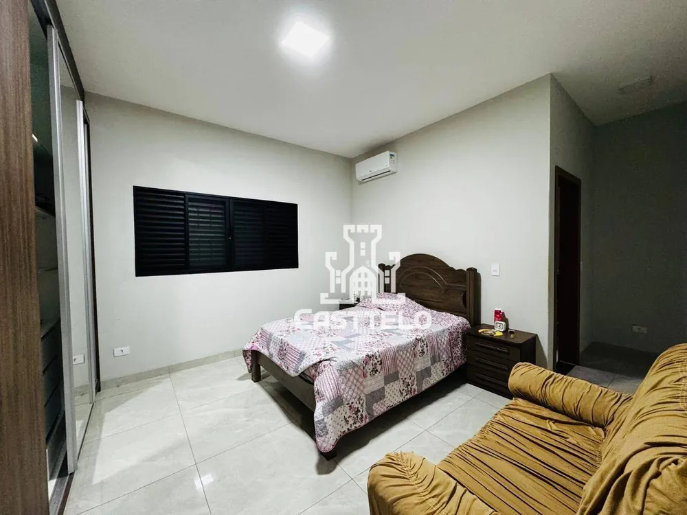 Casa, 3 quartos, 300 m² - Foto 2