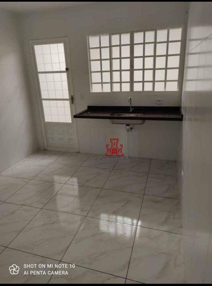 Casa, 3 quartos, 95 m² - Foto 2