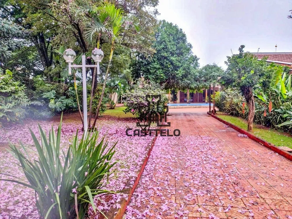 Casa, 5 quartos, 353 m² - Foto 4