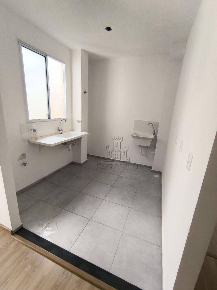 Apartamento à venda com 2 quartos, 46m² - Foto 2