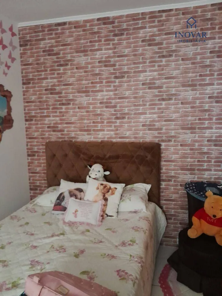 Casa, 3 quartos, 197 m² - Foto 3