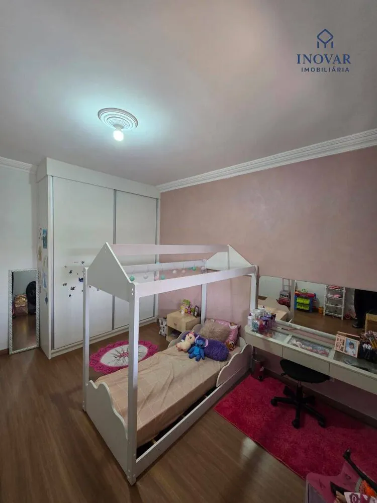 Casa, 3 quartos, 200 m² - Foto 15