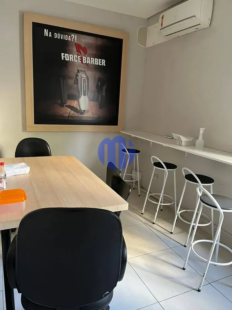 Depósito-Galpão, 690 m² - Foto 1