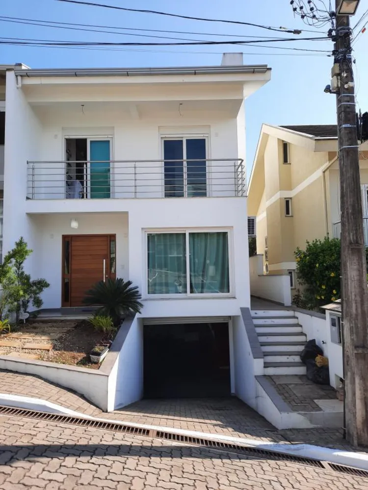 Sobrado, 3 quartos, 210 m² - Foto 1