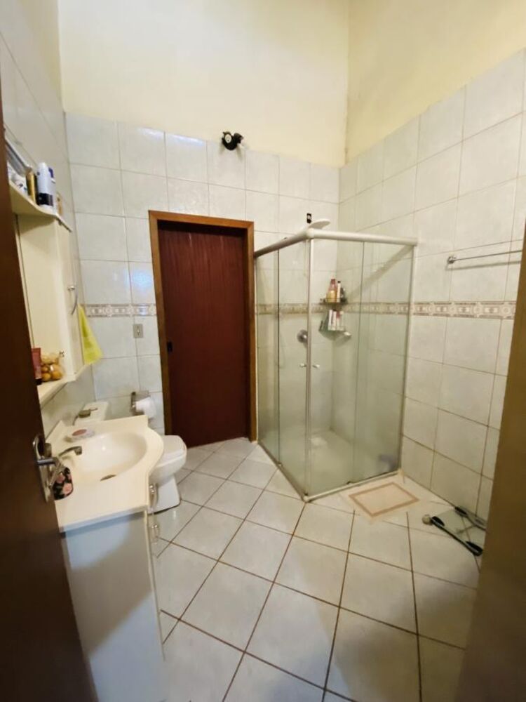 Casa à venda com 2 quartos, 106m² - Foto 4