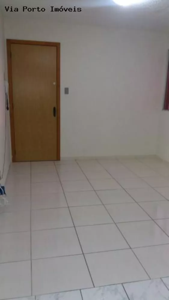 Apartamento à venda com 2 quartos, 40m² - Foto 2