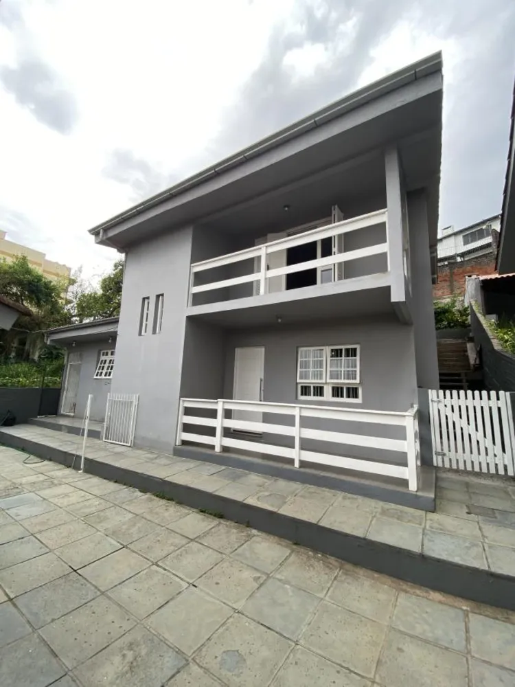 Sobrado, 4 quartos, 250 m² - Foto 1