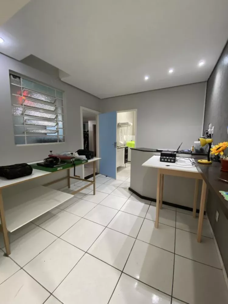 Casa à venda com 5 quartos, 123m² - Foto 2