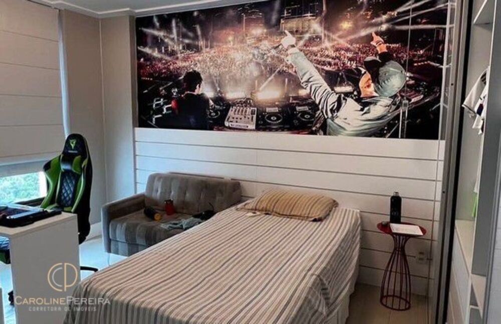Apartamento, 4 quartos, 243 m² - Foto 1